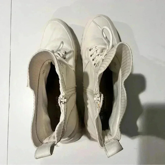 Nurture Whitney Water Resistant‎ Leather Lace-Up Lug Sole Platform Boots - Picture 5 of 7